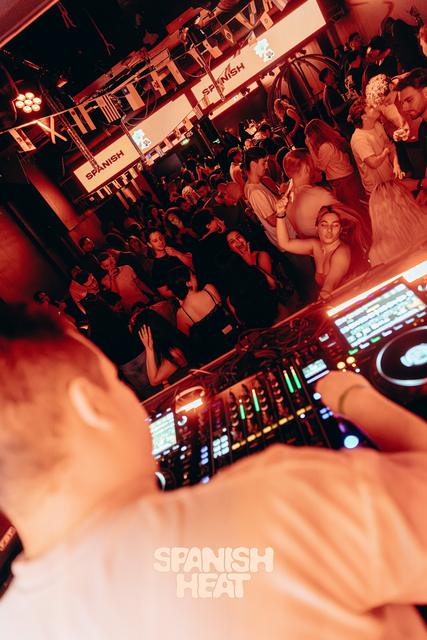 Club Reverse 🏠 – photo 20