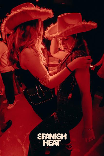 Club Reverse 🏠 – photo 42