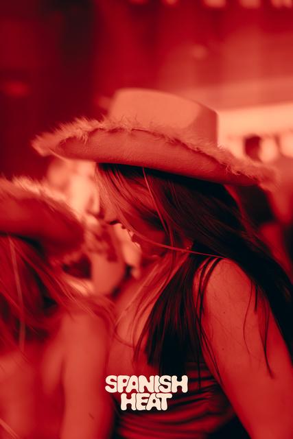 Club Reverse 🏠 – photo 118