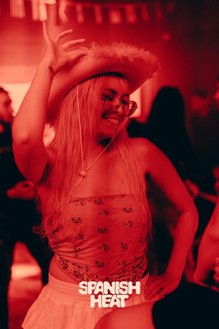 Club Reverse 🏠 – photo 121